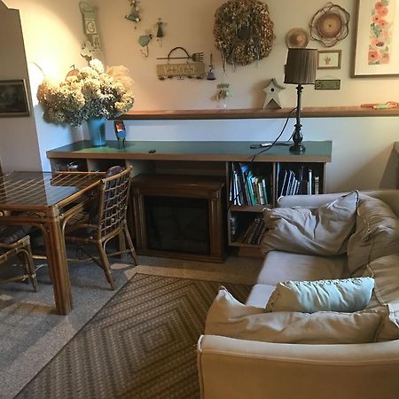 Holly Lane Gardens Bed & Breakfast Bainbridge Island ภายนอก รูปภาพ