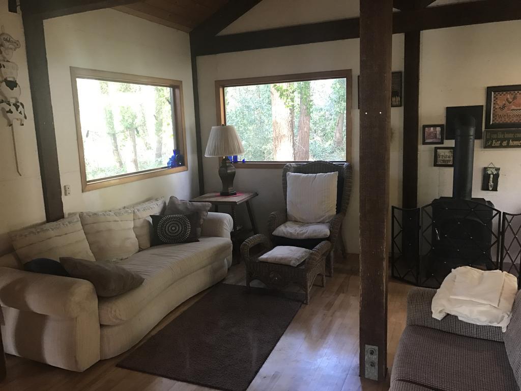 Holly Lane Gardens Bed & Breakfast Bainbridge Island ภายนอก รูปภาพ
